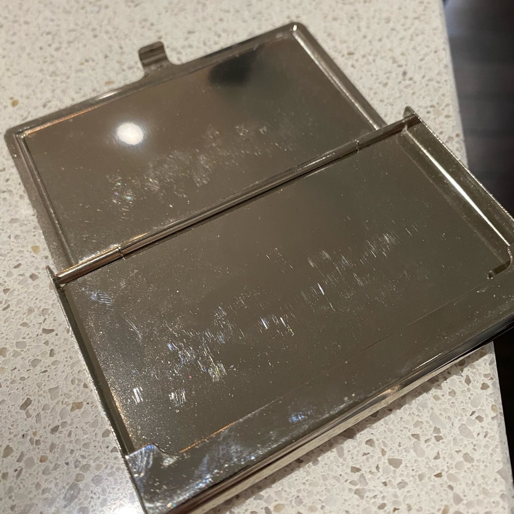 Card holder - Picture 2 of 3